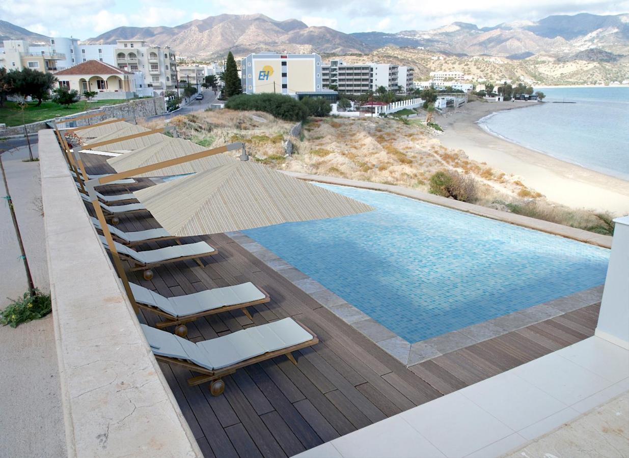 Potideon Bay Luxury Apartments Cárpatos Exterior foto